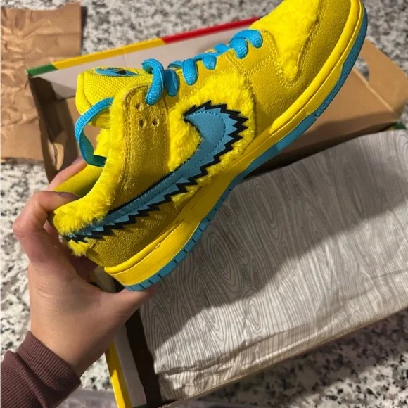 Grateful Dead Dunks Yellow Men’s size 6. 100% authentic - Picture 9 of 11